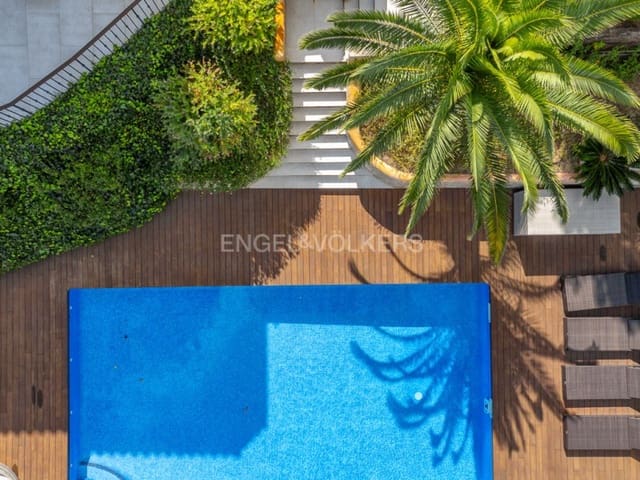 5 bedroom Villa for sale in Santa Cristina d'Aro with pool garage - € 2,000,000 (Ref: 9317734)