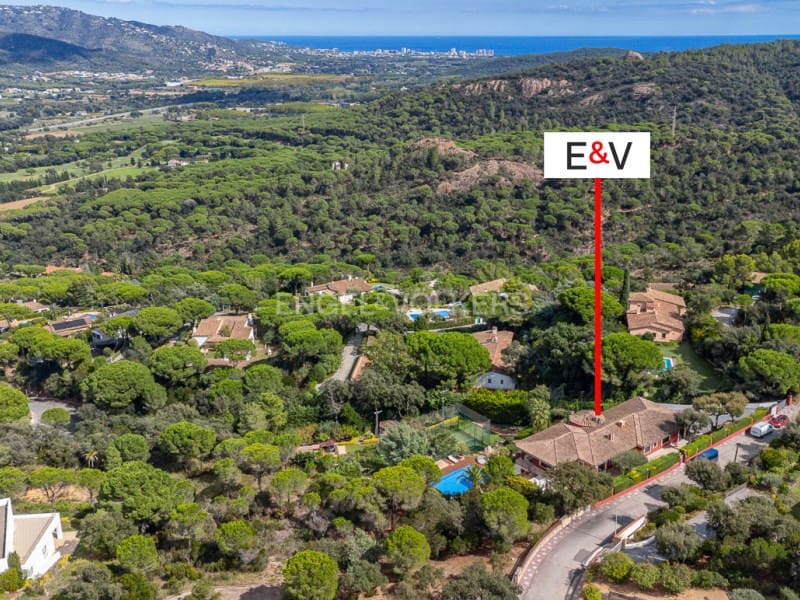 5 bedroom Villa for sale in Santa Cristina d'Aro with pool garage - € 2,500,000 (Ref: 9317734)