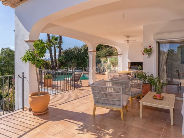 5 sovrum Villa till salu i Platja d'Aro, Castell-Platja d'Aro med pool garage - 1 050 000 € (Ref: 9326695)