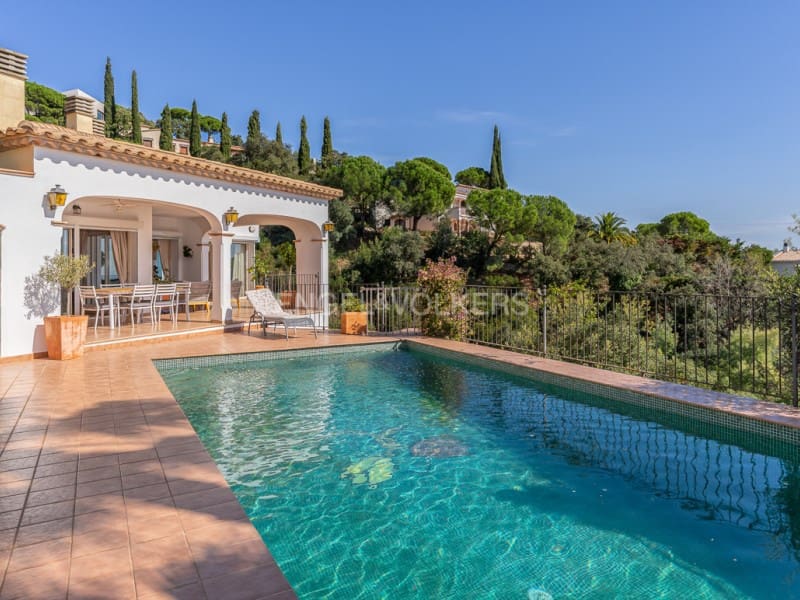 5 sovrum Villa till salu i Platja d'Aro med pool garage - 1 050 000 € (Ref: 9326695)