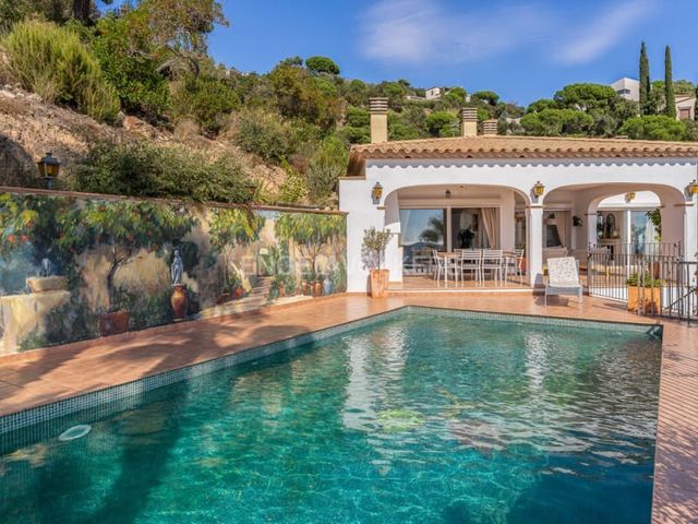 5 makuuhuone Huvila myytävänä paikassa Platja d'Aro, Castell-Platja d'Aro mukana uima-altaan 
autotalli - 950 000 € (Ref: 9326695)