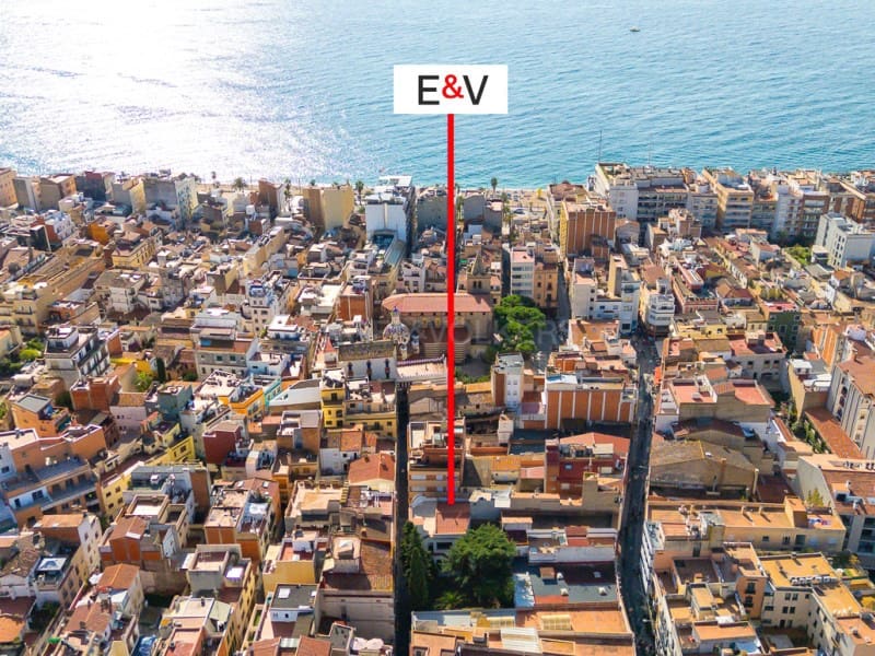 6 sypialnia Finka/Dom wiejski na sprzedaż w Lloret de Mar z garażem - 950 000 € (Ref: 9335498)