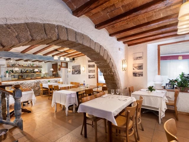 4 soveværelse Erhverv til salg i Palamós - € 1.350.000 (Ref: 9342150)