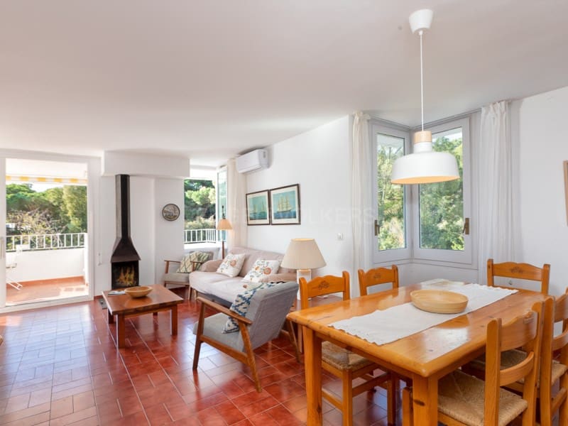 4 bedroom Flat for sale in Blanes with garage - € 575,000 (Ref: 9347720)