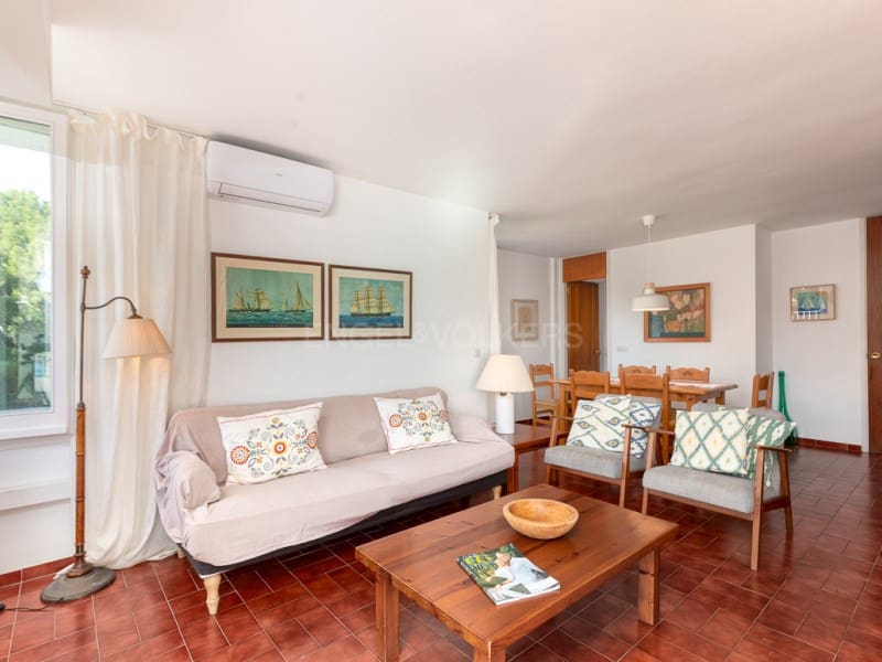 4 bedroom Flat for sale in Blanes with garage - € 575,000 (Ref: 9347720)