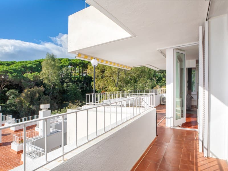 4 bedroom Flat for sale in Blanes with garage - € 575,000 (Ref: 9347720)