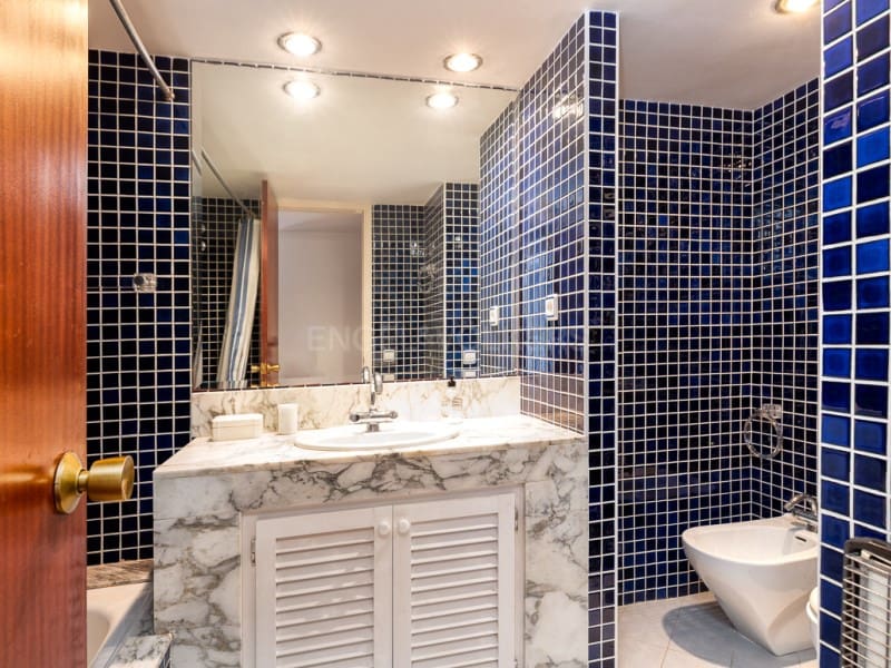 4 bedroom Flat for sale in Blanes with garage - € 575,000 (Ref: 9347720)