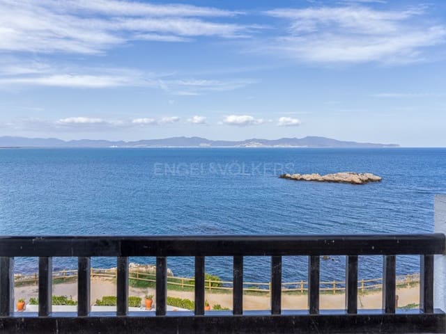 1 bedroom Apartment for sale in L'Escala with pool - € 315,000 (Ref: 9362857)