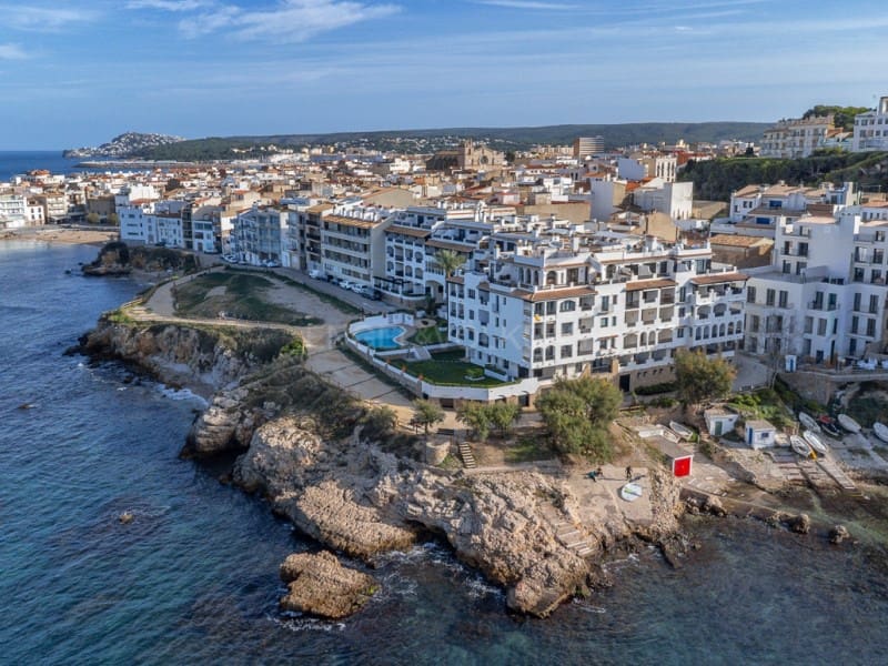 1 bedroom Apartment for sale in L'Escala with pool - € 315,000 (Ref: 9362857)