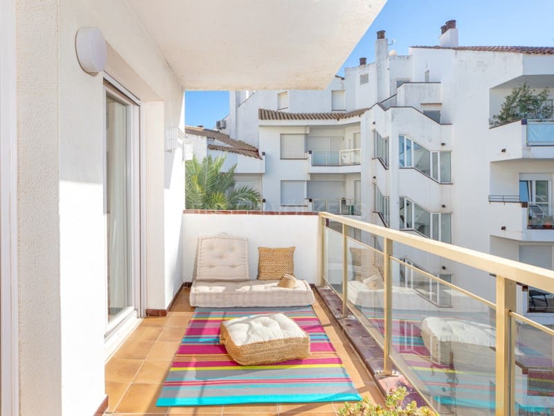 Apartamento de 3 habitaciones en L'Escala en venta con piscina - 430.000 € (Ref: 9368969)