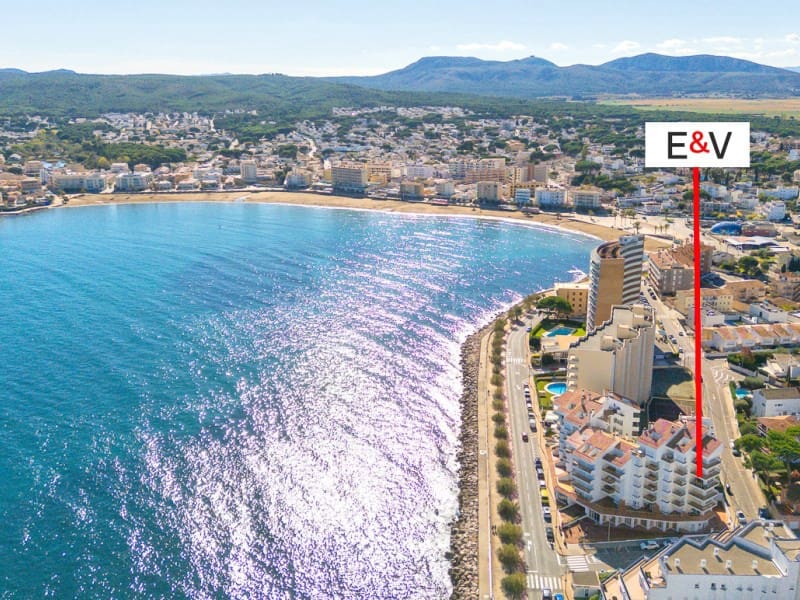 Apartamento de 3 habitaciones en L'Escala en venta con piscina - 430.000 € (Ref: 9368969)