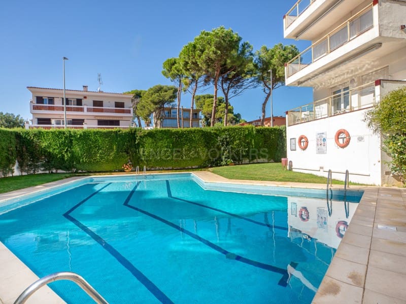 Apartamento de 3 habitaciones en L'Escala en venta con piscina - 430.000 € (Ref: 9368969)