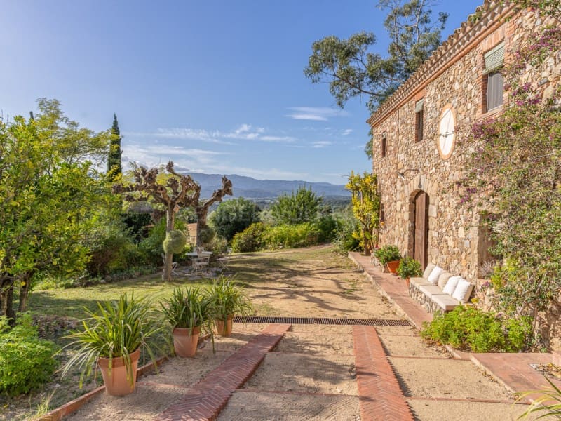 5 slaapkamer Finca/Landhuis te koop in Massanes met zwembad garage - € 920.000 (Ref: 9368972)