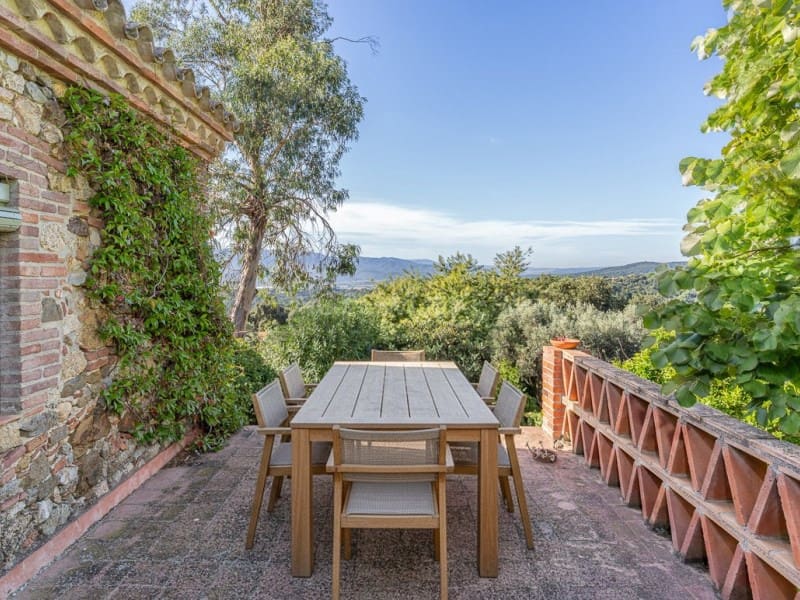 5 slaapkamer Finca/Landhuis te koop in Massanes met zwembad garage - € 920.000 (Ref: 9368972)