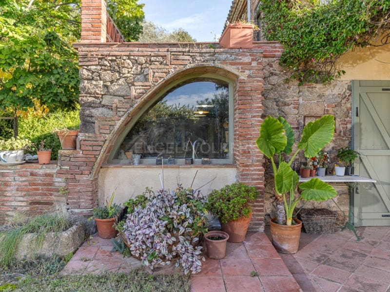 5 slaapkamer Finca/Landhuis te koop in Massanes met zwembad garage - € 920.000 (Ref: 9368972)