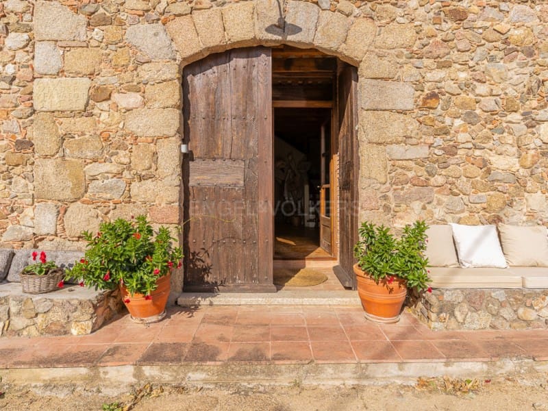 5 slaapkamer Finca/Landhuis te koop in Massanes met zwembad garage - € 920.000 (Ref: 9368972)