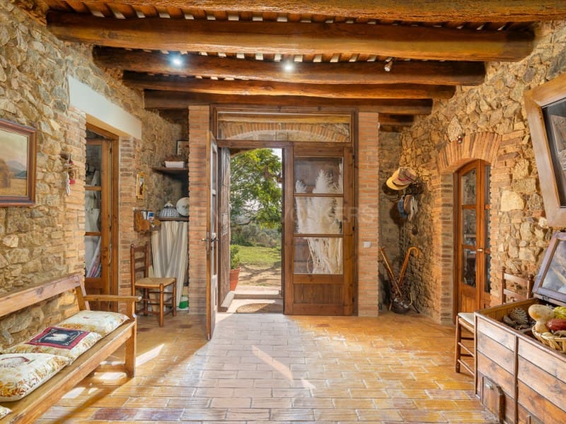 5 slaapkamer Finca/Landhuis te koop in Massanes met zwembad garage - € 920.000 (Ref: 9368972)