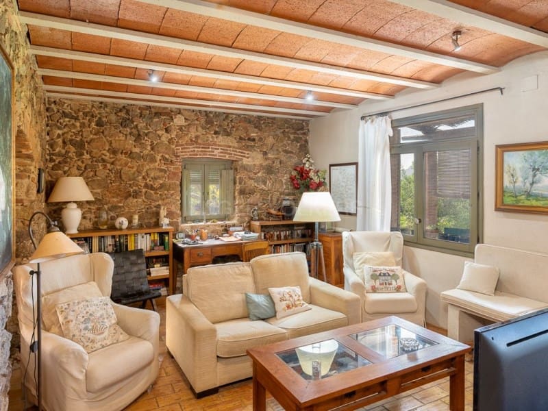 5 slaapkamer Finca/Landhuis te koop in Massanes met zwembad garage - € 920.000 (Ref: 9368972)