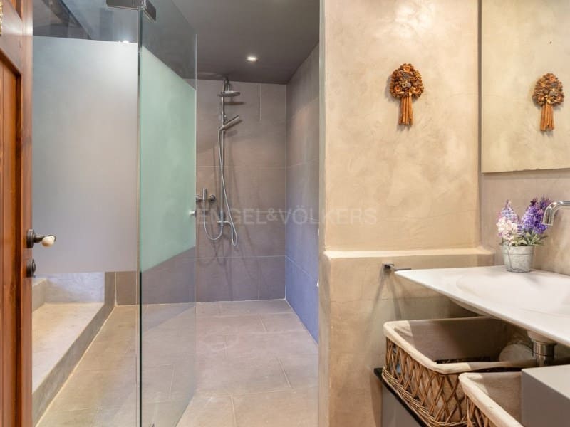 5 slaapkamer Finca/Landhuis te koop in Massanes met zwembad garage - € 920.000 (Ref: 9368972)