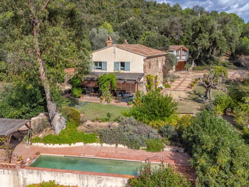 5 slaapkamer Finca/Landhuis te koop in Massanes met zwembad garage - € 920.000 (Ref: 9368972)