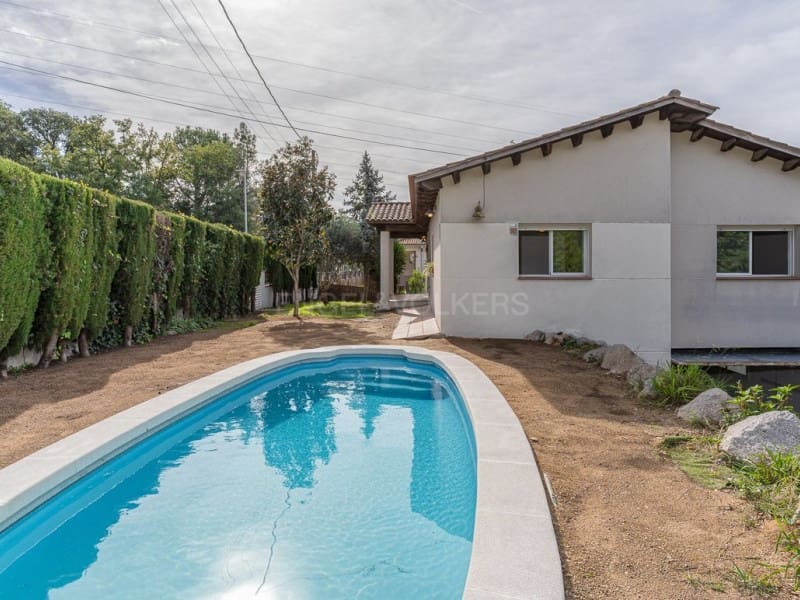 Chalet de 3 habitaciones en Riells i Viabrea en venta con piscina garaje - 339.000 € (Ref: 9372339)