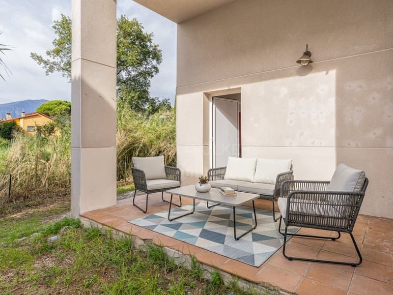 Chalet de 3 habitaciones en Riells i Viabrea en venta con piscina garaje - 339.000 € (Ref: 9372339)