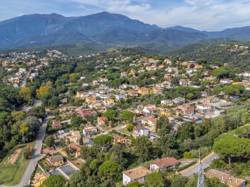 Chalet de 3 habitaciones en Riells i Viabrea en venta con piscina garaje - 339.000 € (Ref: 9372339)