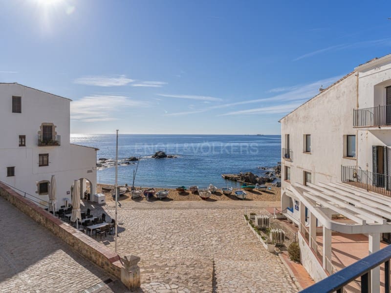 4 soveværelse Lejlighed til salg i Calella de Palafrugell med garage - € 1.290.000 (Ref: 9375358)