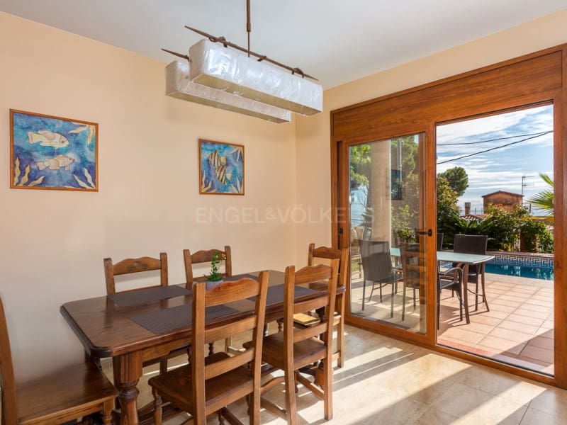 4 soveværelse Villa til salg i Platja d'Aro med swimmingpool - € 1.120.000 (Ref: 9386027)