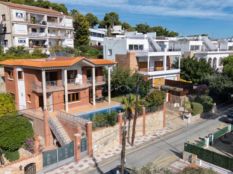 4 soveværelse Villa til salg i Platja d'Aro med swimmingpool - € 1.120.000 (Ref: 9386027)
