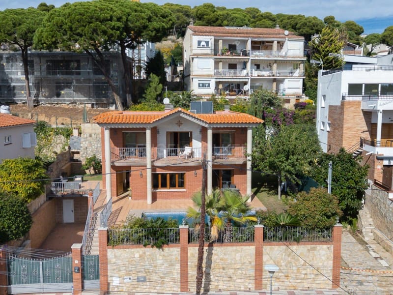 4 soveværelse Villa til salg i Platja d'Aro med swimmingpool - € 1.120.000 (Ref: 9386027)