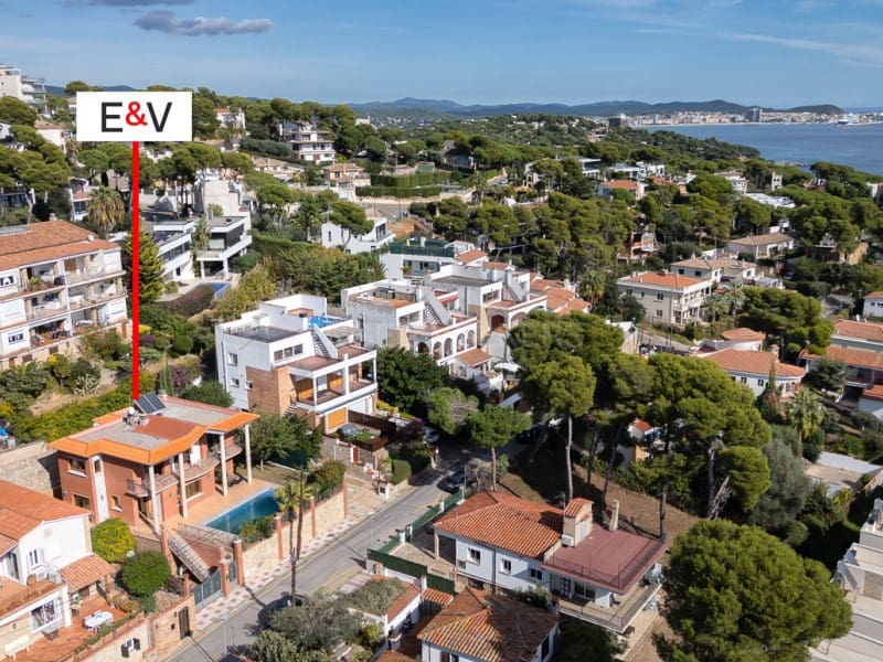 4 soveværelse Villa til salg i Platja d'Aro med swimmingpool - € 1.120.000 (Ref: 9386027)