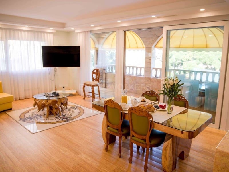 5 slaapkamer Villa te koop in Lloret de Mar met zwembad garage - € 2.300.000 (Ref: 9407986)