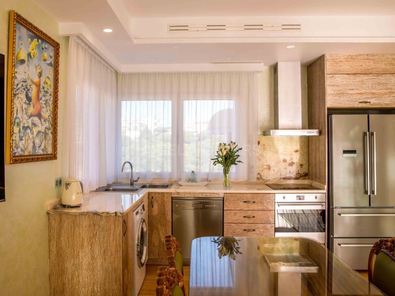 5 slaapkamer Villa te koop in Lloret de Mar met zwembad garage - € 2.300.000 (Ref: 9407986)