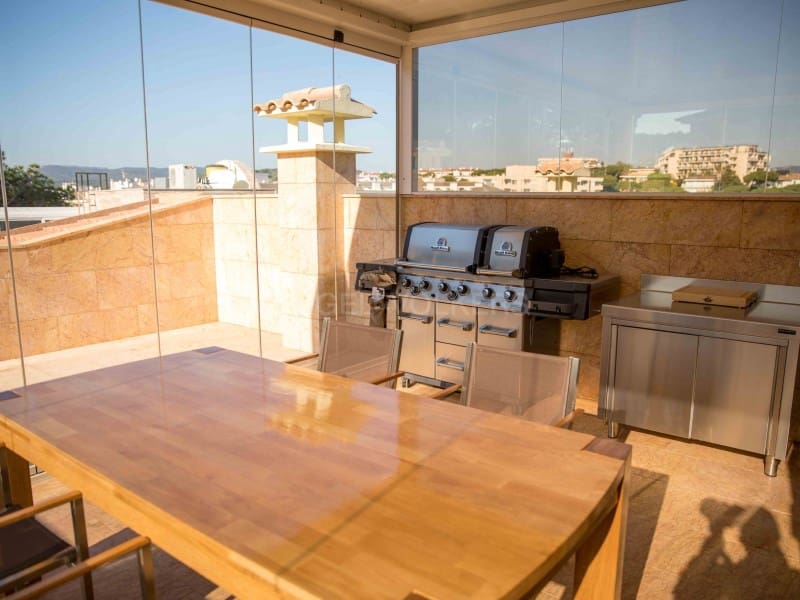 5 slaapkamer Villa te koop in Lloret de Mar met zwembad garage - € 2.300.000 (Ref: 9407986)