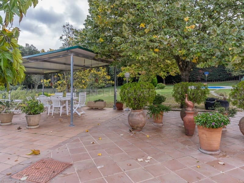 3 chambre Finca/Maison de Campagne à vendre à Vidreres avec piscine garage - 387 000 € (Ref: 9411401)