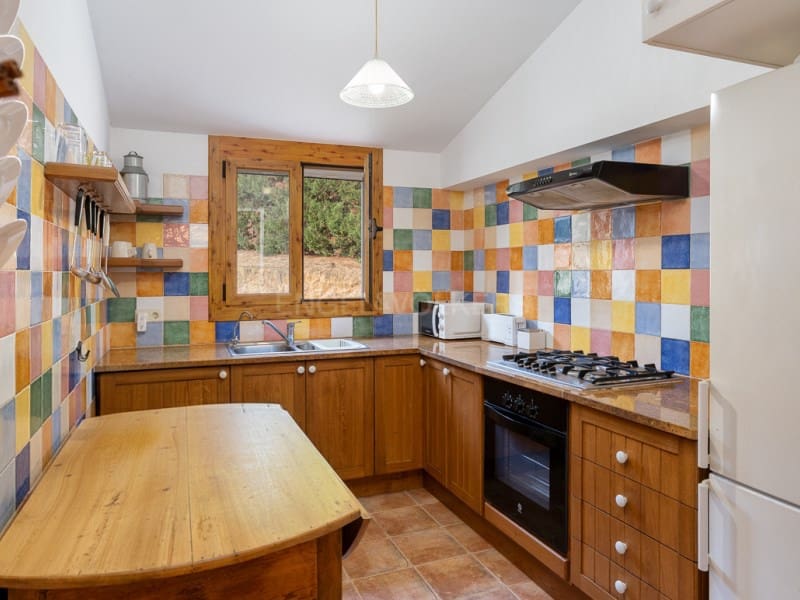 3 chambre Finca/Maison de Campagne à vendre à Vidreres avec piscine garage - 387 000 € (Ref: 9411401)