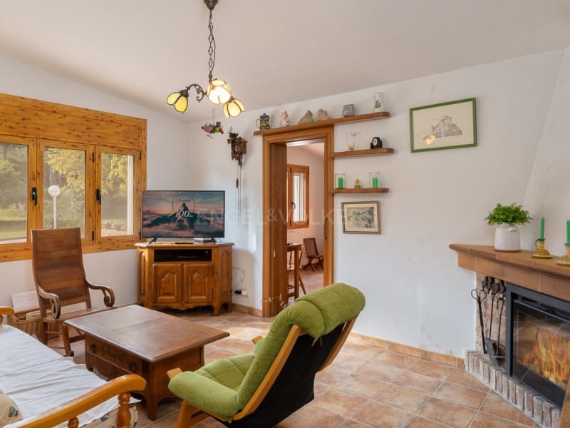 3 chambre Finca/Maison de Campagne à vendre à Vidreres avec piscine garage - 387 000 € (Ref: 9411401)