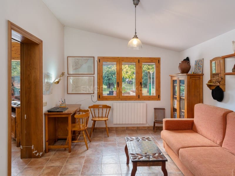 3 chambre Finca/Maison de Campagne à vendre à Vidreres avec piscine garage - 387 000 € (Ref: 9411401)