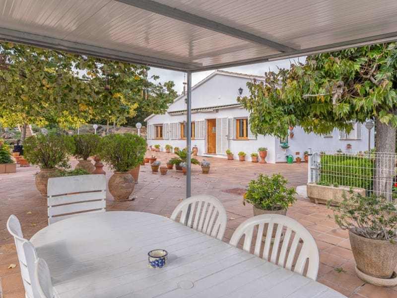 3 chambre Finca/Maison de Campagne à vendre à Vidreres avec piscine garage - 387 000 € (Ref: 9411401)