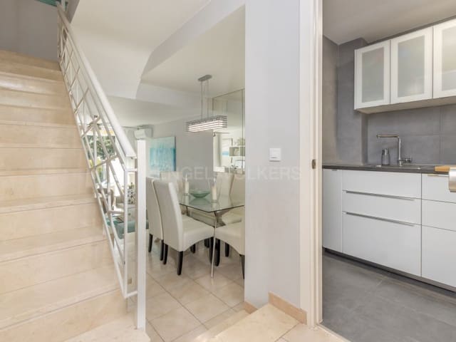 3 soverom Hus til salgs i S'Agaro, Castell-Platja d'Aro med svømmebasseng garasje - € 560 000 (Ref: 9440163)