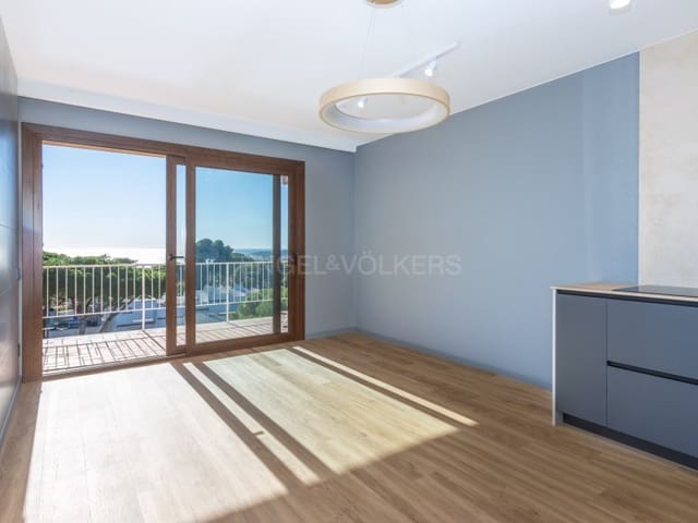 Apartamento de 2 habitaciones en Platja d'Aro, Castell-Platja d'Aro en venta con piscina - 270.000 € (Ref: 9440164)