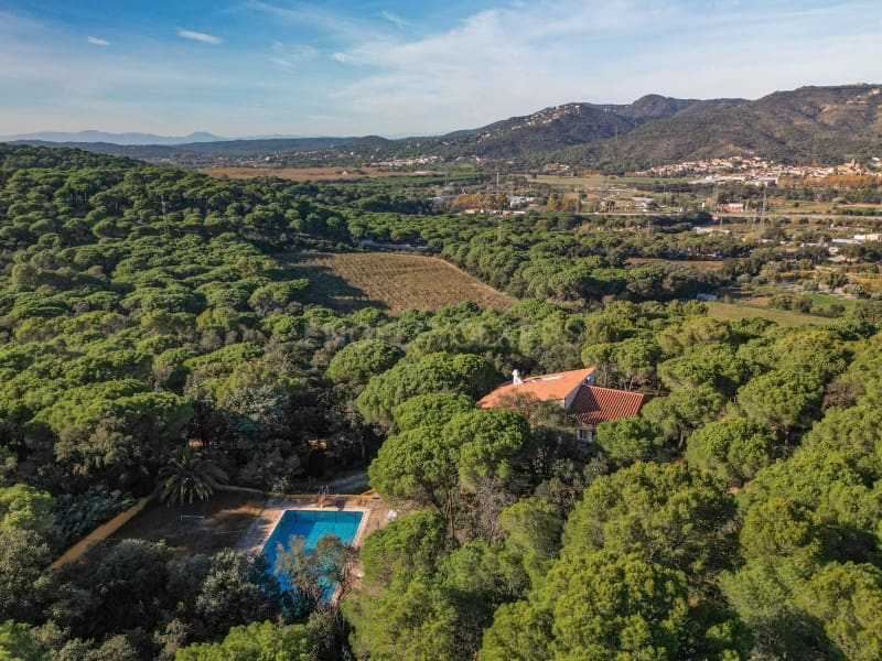 5 slaapkamer Finca/Landhuis te koop in Castell d'Aro met zwembad garage - € 845.000 (Ref: 9449215)