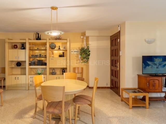 3 makuuhuone Huoneisto myytävänä paikassa Platja d'Aro, Castell-Platja d'Aro mukana 
autotalli - 490 000 € (Ref: 9462395)