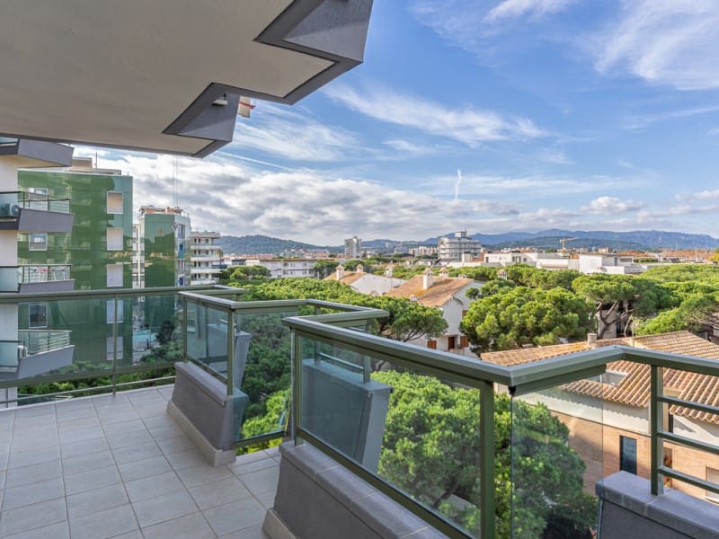 3 quarto Apartamento para venda em Platja d'Aro com garagem - 490 000 € (Ref: 9462395)