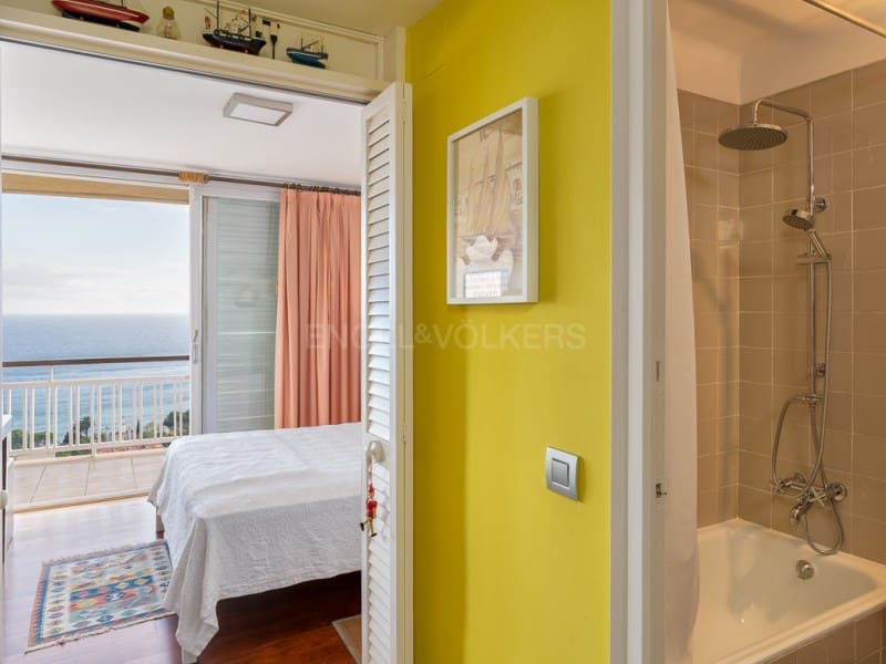 6 makuuhuone Kattohuoneisto myytävänä paikassa Sant Feliu de Guixols mukana uima-altaan 
autotalli - 1 240 000 € (Ref: 9462396)