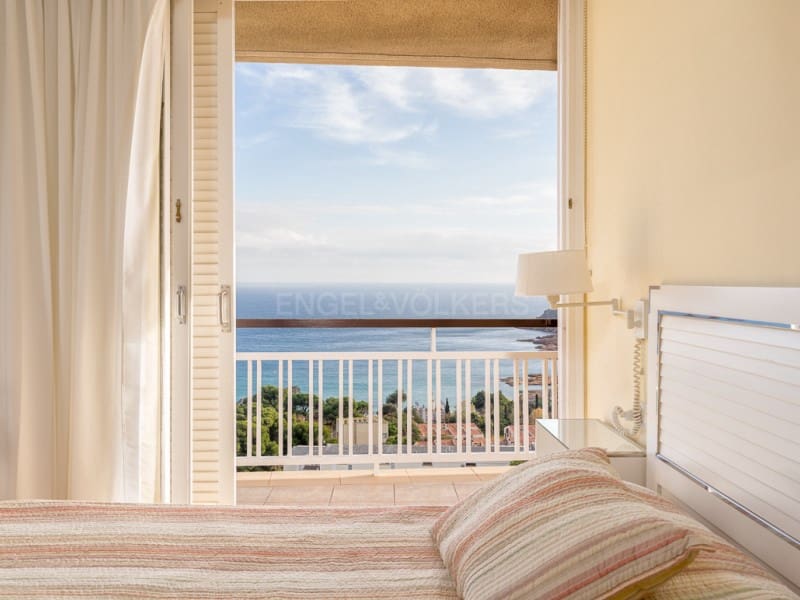 6 makuuhuone Kattohuoneisto myytävänä paikassa Sant Feliu de Guixols mukana uima-altaan 
autotalli - 1 240 000 € (Ref: 9462396)