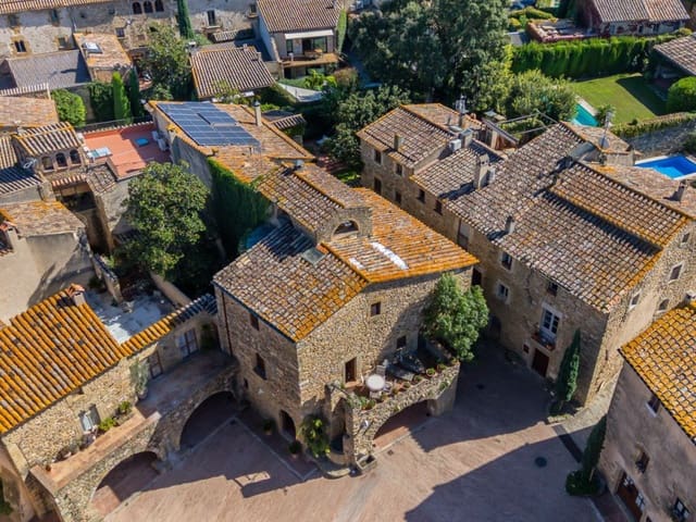 5 soverom Hus til salgs i Monells, Cruïlles Monells i Sant Sadurní de I'Heura - € 1 350 000 (Ref: 9468514)