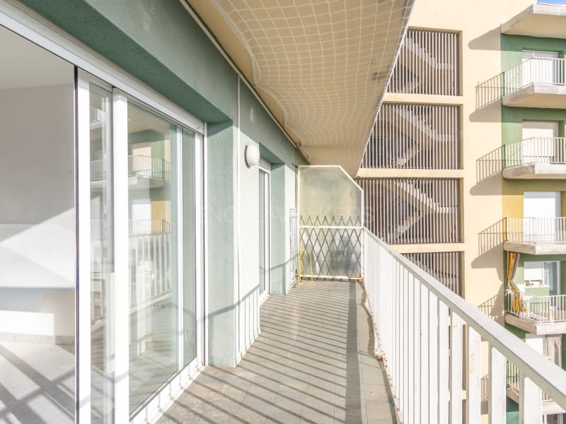 2 slaapkamer Flat te koop in Platja d'Aro - € 285.000 (Ref: 9470987)