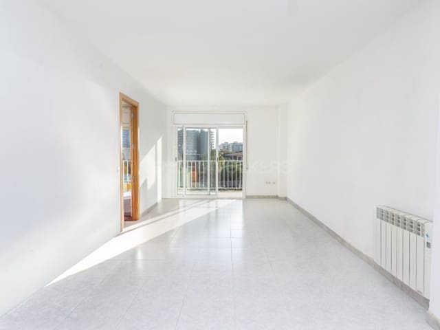 2 slaapkamer Flat te koop in Platja d'Aro, Castell-Platja d'Aro - € 285.000 (Ref: 9470987)